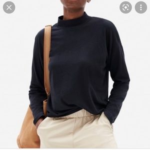 Everlane women’s mock neck long sleeve shirt small